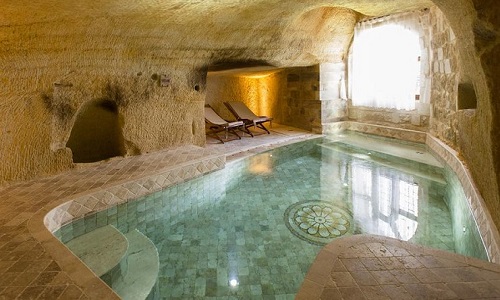Um hotel situado numa caverna histórica restaurada
