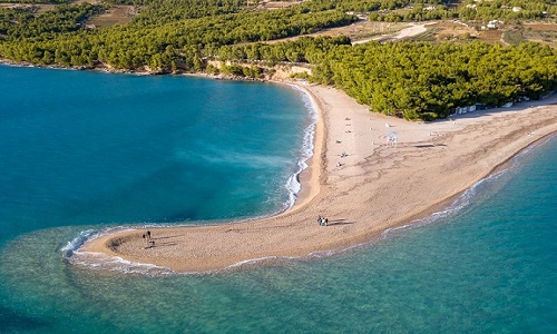 Praia Zlatni Rac na Croácia
