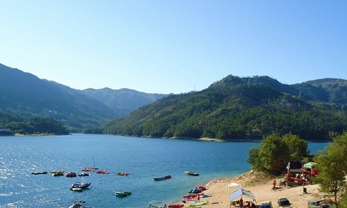 Praia Fluvial do Rio Caldo
